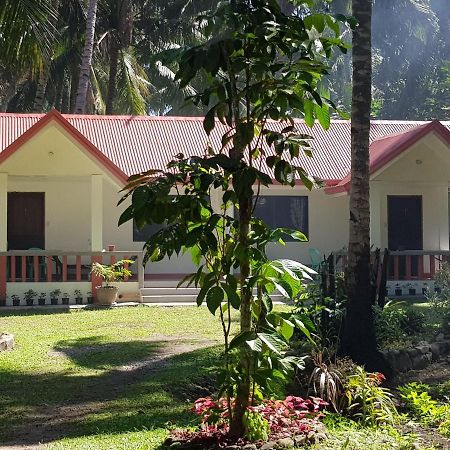 Sj Pabua Travellers Inn Mambajao Exterior photo