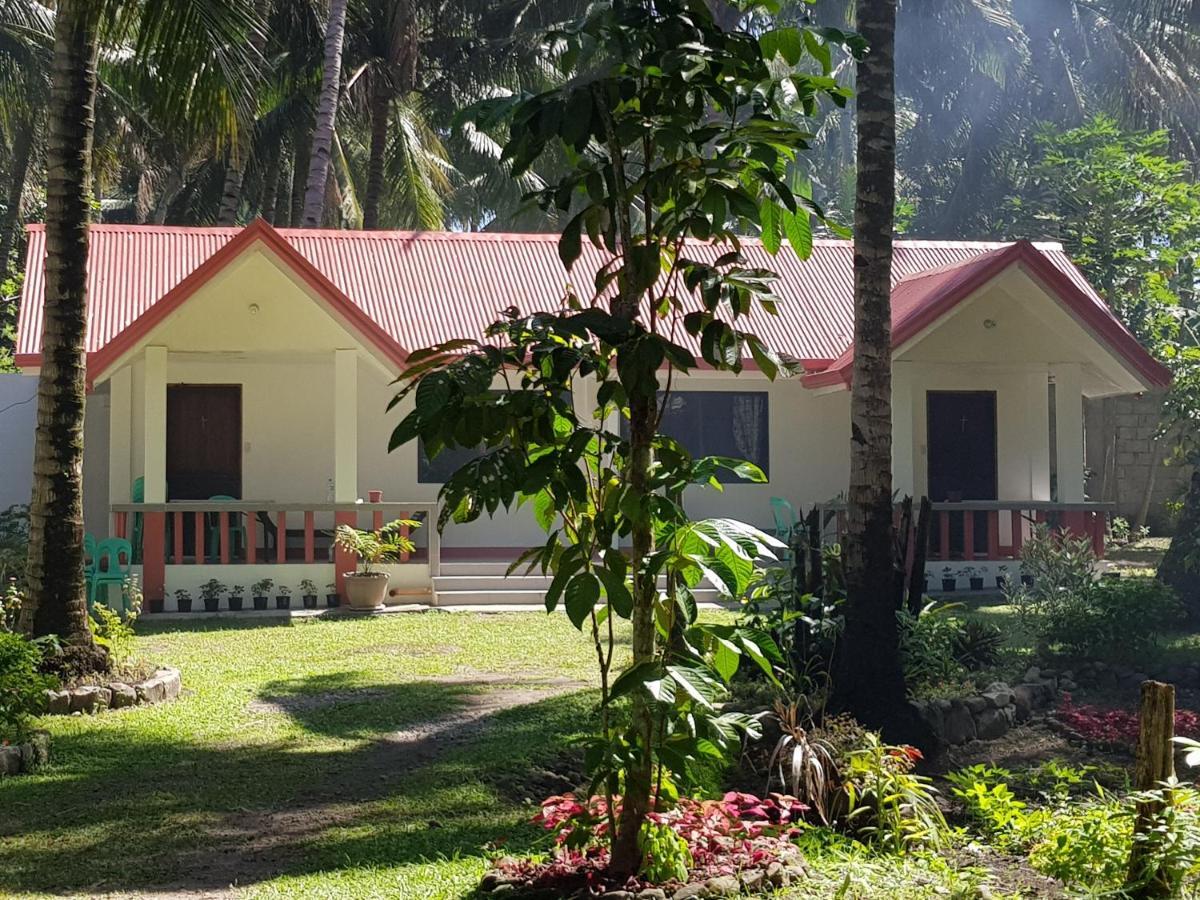 Sj Pabua Travellers Inn Mambajao Exterior photo